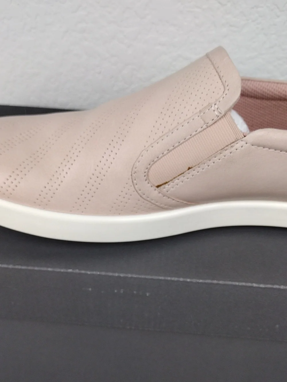 NWT Ecco Womens Size 10-10.5 EU 41 Aimee Rose Dust Leather Comfort Sport Slip On